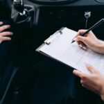 Karlovarsko – Policisté obvinili 48 žadatelů za úplatky u zkoušek 4