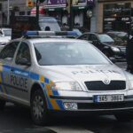 Zdrogovaný muž zlomil policistovi ruku: hrozí mu až 4 roky 8