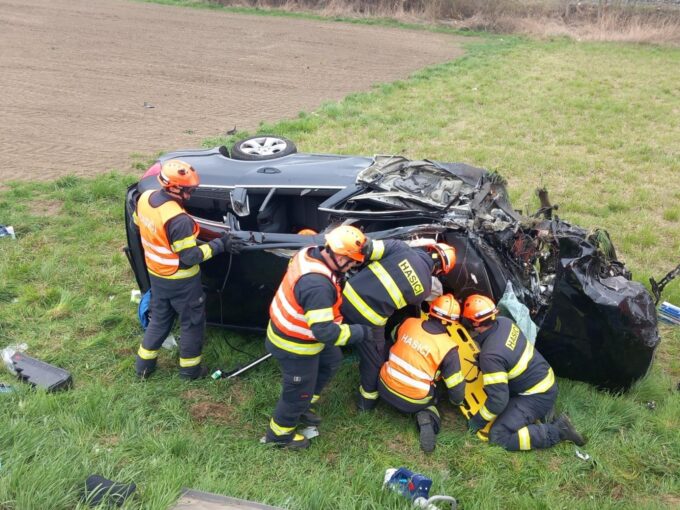 I/50 Bučovice – Nehoda kamionu a osobního auta uzavřela hlavní tah na Uherské Hradiště 6