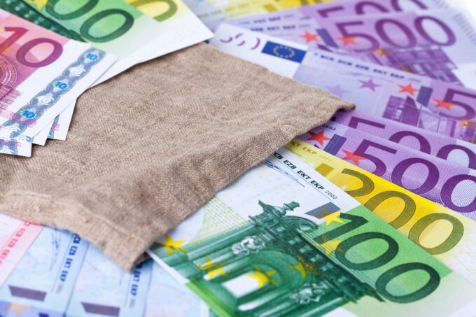 Nemocnice ve Středočeském kraji měla manipulovat zakázky za 280 milionů 14