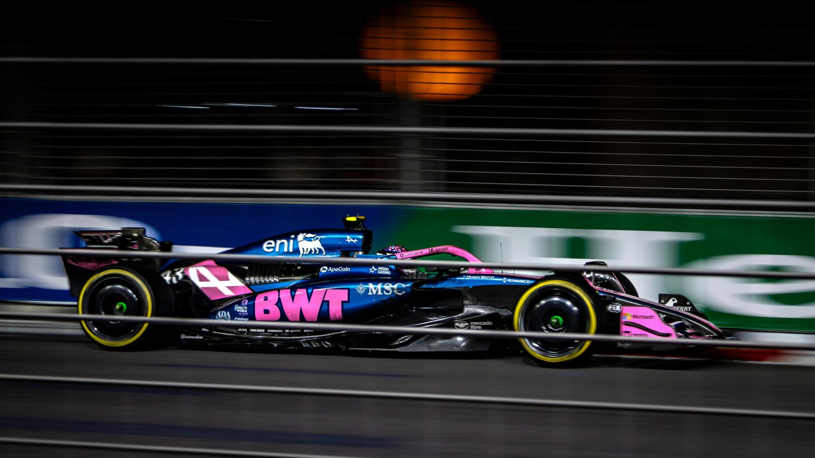 Formule 1: Hamilton tajně jednal o odchodu z týmu
