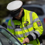 Žena z Klášterce nabídla policistům úplatek, hrozí jí šest let 8
