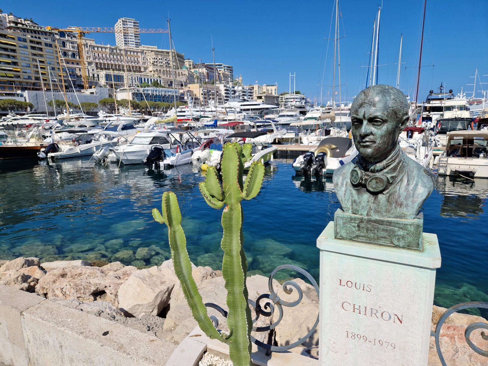 F1 Monaco - Lewis Hamilton si věří na pódium