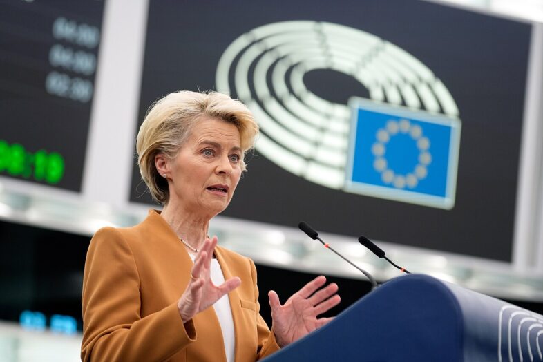 EU zvýšila výhled inflace na 3,1 %: ceny energií zůstanou vysoké do 2027
