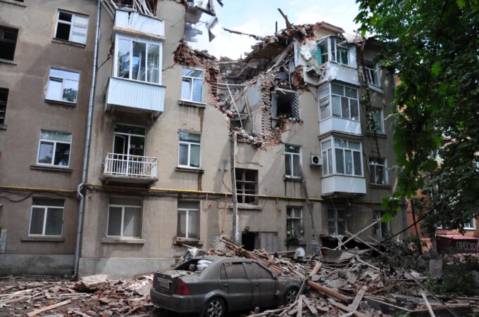 Ukrajina zasáhla Rusko 600 drony: 4 mrtví u Moskvy a Belgorodu 6