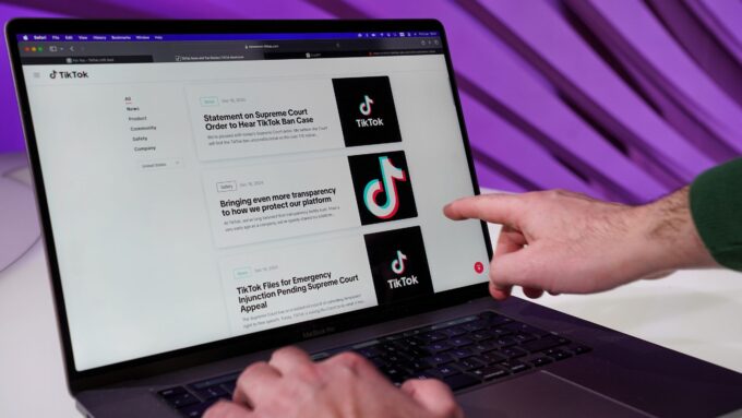 TikTok zahltil nové účty AI obsahem z 59 procent: nejhůře dopadla dětská videa 2