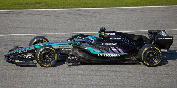 Jenson Button: Verstappen může přestoupit do Mercedesu i přes zájem McLarenu