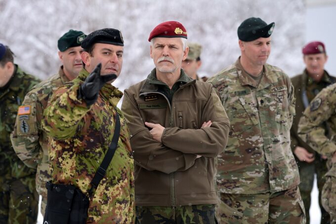 Prezident Pavel varuje: čas na diplomatický tlak na Rusko vyprší za dva měsíce v září 1