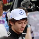 Antonelli získává pole position v Silverstone: jako nejmladší pilot v historii tratě 4