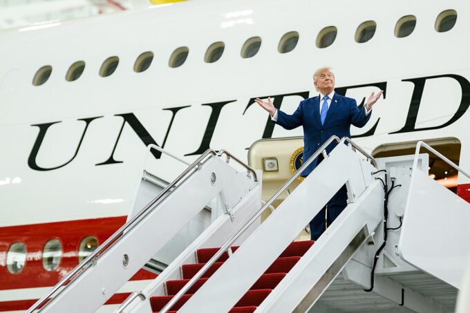 Trump přiletěl na summit NATO do Turecka: den po ruských útocích na Kyjev 4