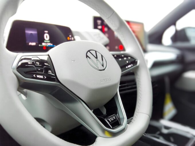 VW volant